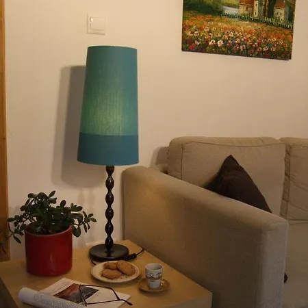 Apartment Oak Tree - Toelgy Lak